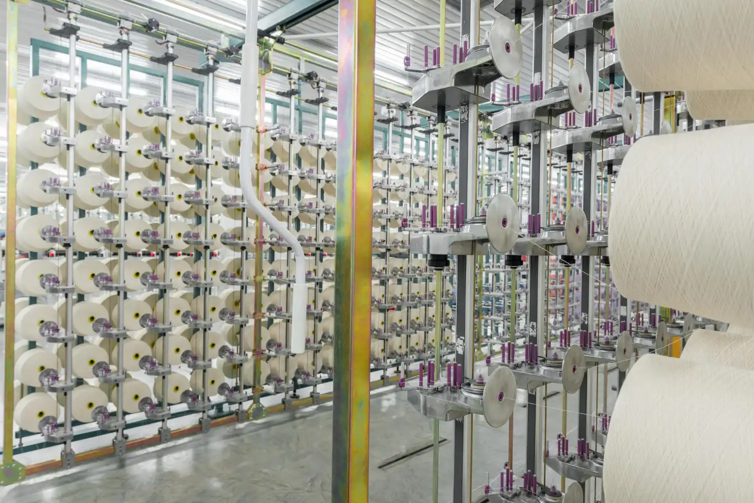 Ring, rotor y air-jet según necesidad